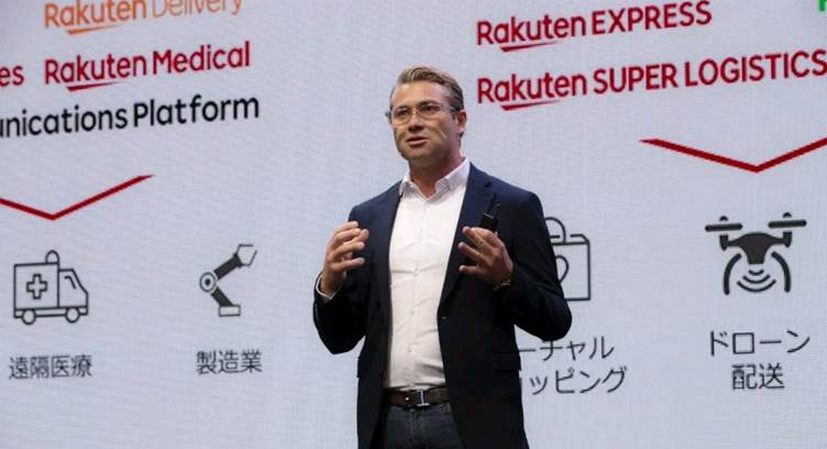 CTO Tareq Amin on stage in September 2020 for Rakuten Mobile’s 5G service launch event.