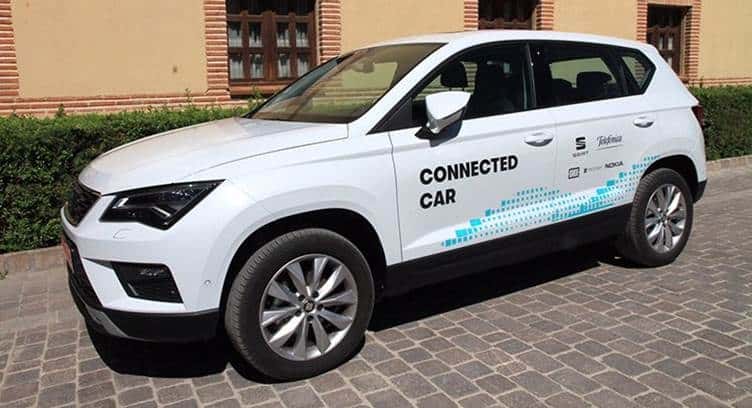 Telefónica Showcases Connected Car Use Cases using C-V2X on 4.9G LTE Network