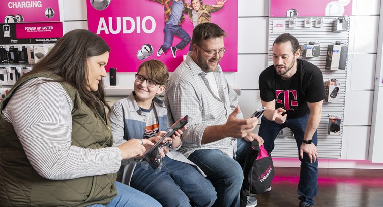 T-Mobile Expands Presence in Texas, To Open 18 Retail Stores