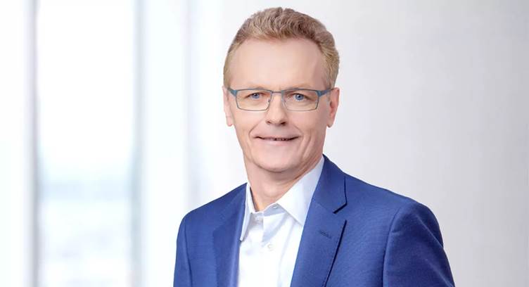Alfons Lösing, Chief Partner &amp; Wholesale Officer on the Management Board of O2 Telefónica