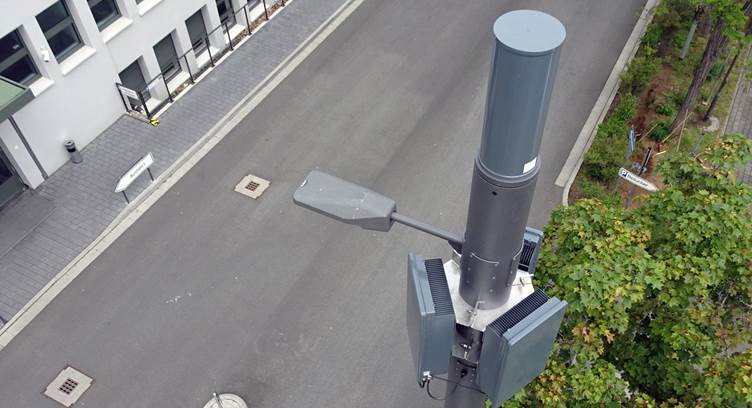 Telefonica Germany Turns Frankfurter Street Light into 5G HotSpot