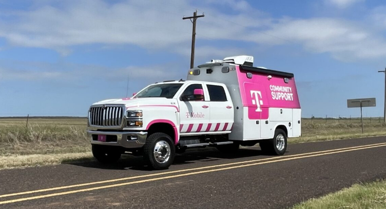T‑Mobile Offers Aid to Perryton, Texas Following Devastating Tornado